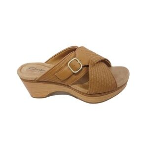 Women's Clarks Seannah Nora Sandals Cinnamon leather. 26181946